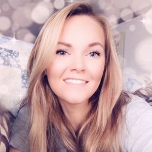 Meet your Posher, Candice